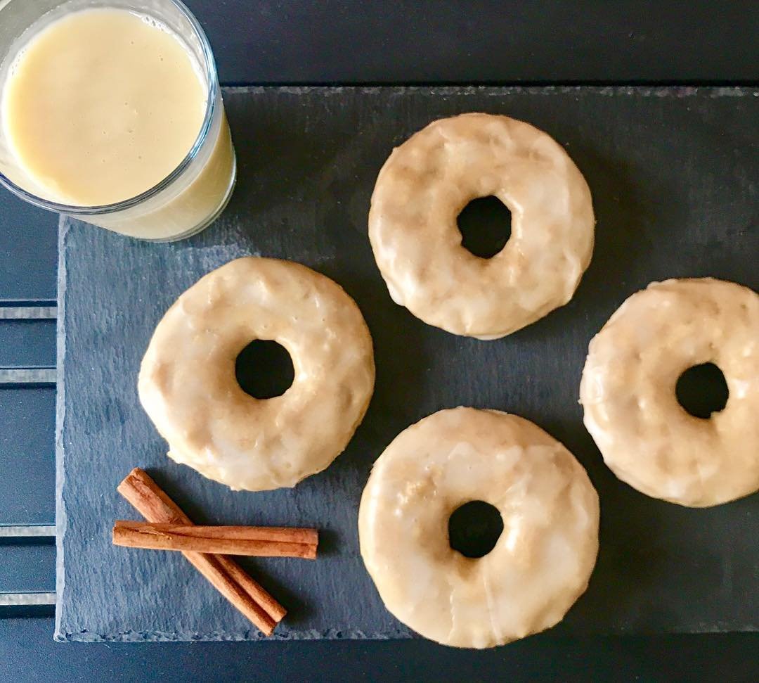 https://foodbyayaka.com/wp-content/uploads/2024/01/Baked-Vegan-Eggnog-Donuts-With-Eggnog-Glaze.jpg