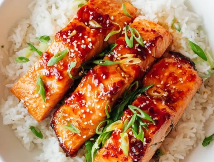 Sweet Chili Salmon Rice Bowl Recipe