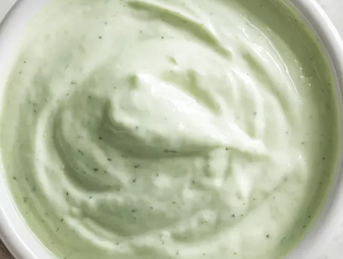 Creamy Cilantro Garlic Sauce Recipe