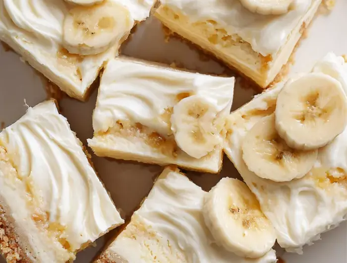 No-Bake Banana Cream Cheesecake Bars Recipe