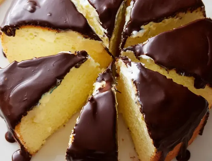 Boston Cream Poke Cake Recipe 