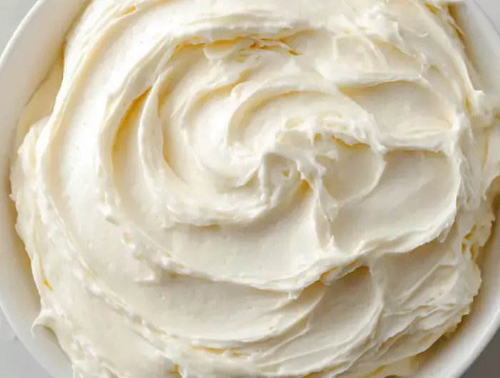 Classic Buttercream Frosting Recipe